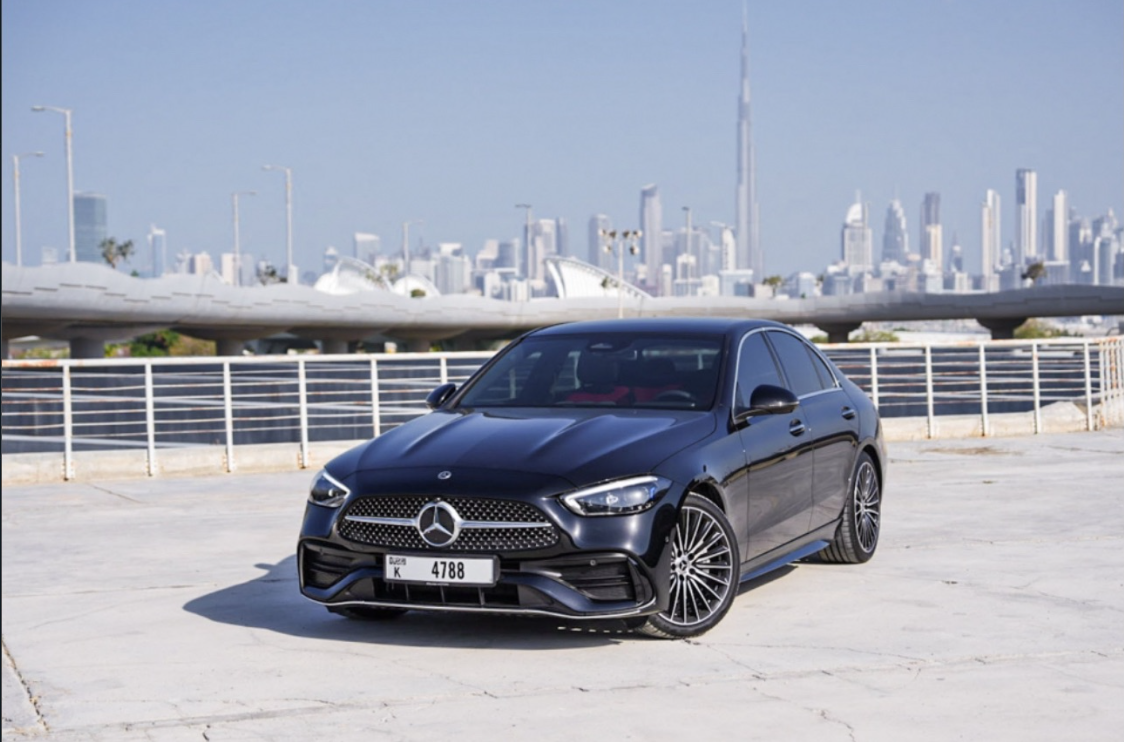 Mercedes C200 2025